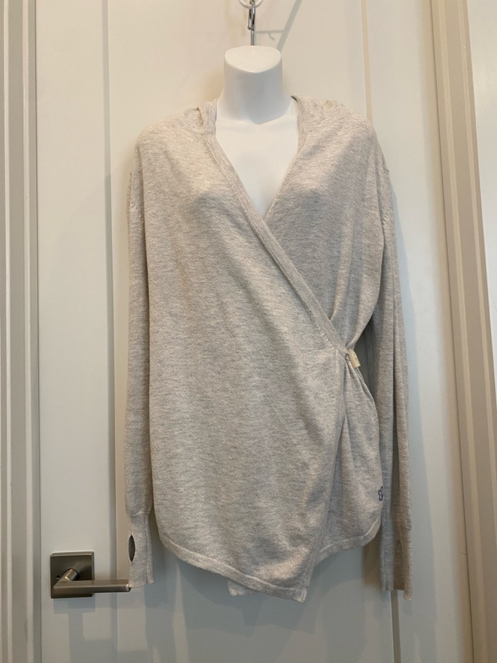 BETABRAND No Sweat(er) Wrap Gray Cardigan L